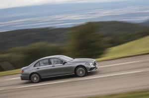 Mercedes-Benz E300 de 4Matic Avantgarde Line 2020 года  (WW)